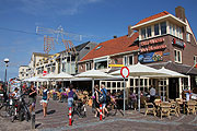 und das "Het Wapen van Egmond" (©Foto:  Martin Schmitz)